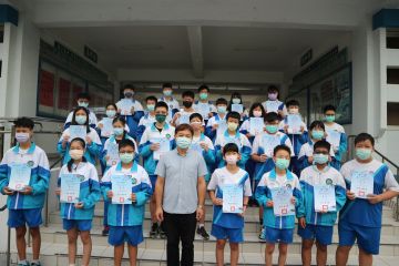110學年度 第1學期 第一次月考 各班第一名合照